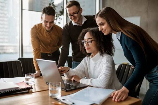 Equipe Javé Nessí — sistemas de gestão para saúde suplementar